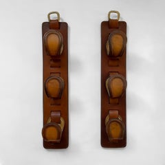 Ganci da parete in pelle French Saddle nello stile di Jacques Adnet