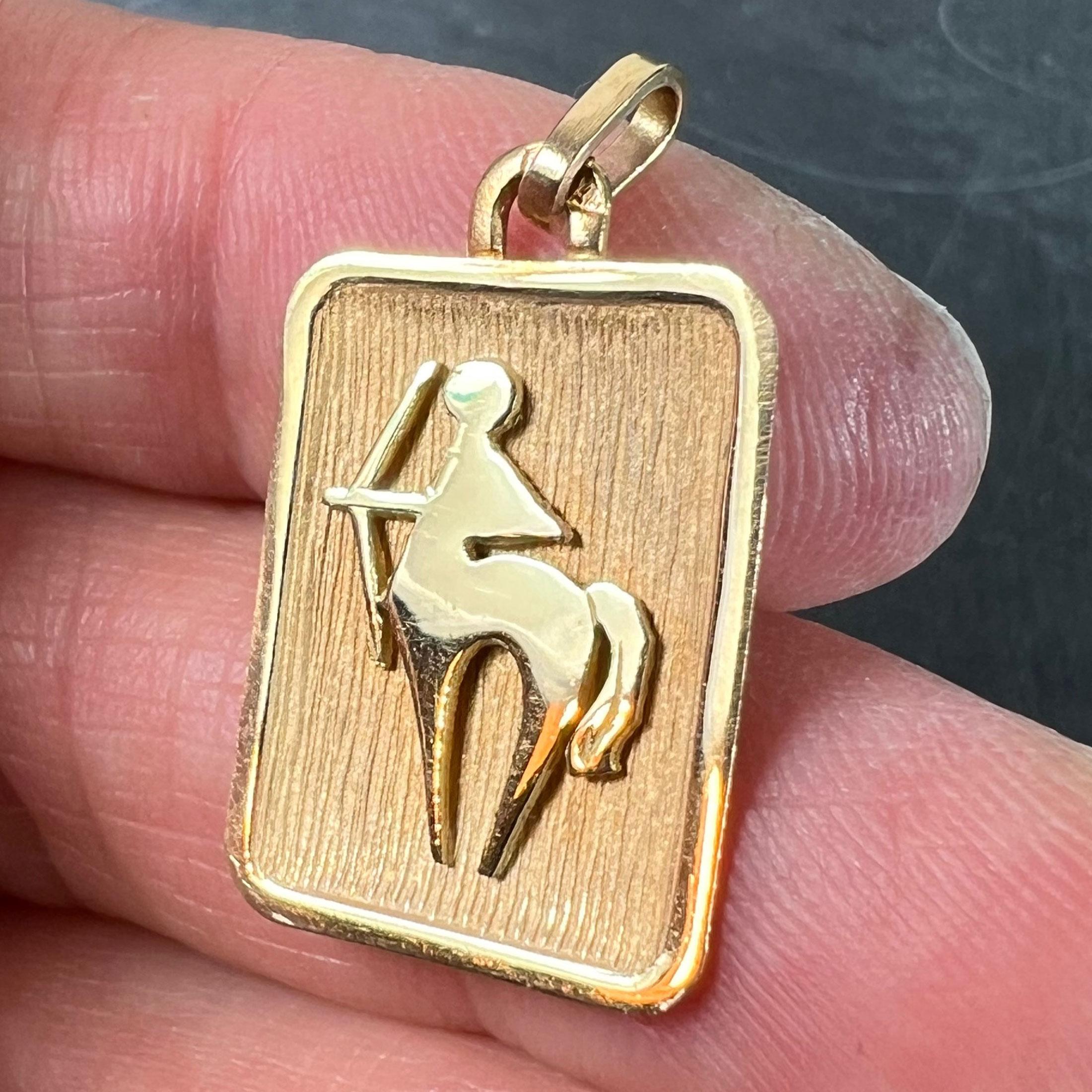French Sagittarius Starsign Zodiac 18K Yellow Gold Charm Medal Pendant 2