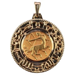 Französischer Schütze Sternzeichen 18K Gelbgold Charm Anhänger