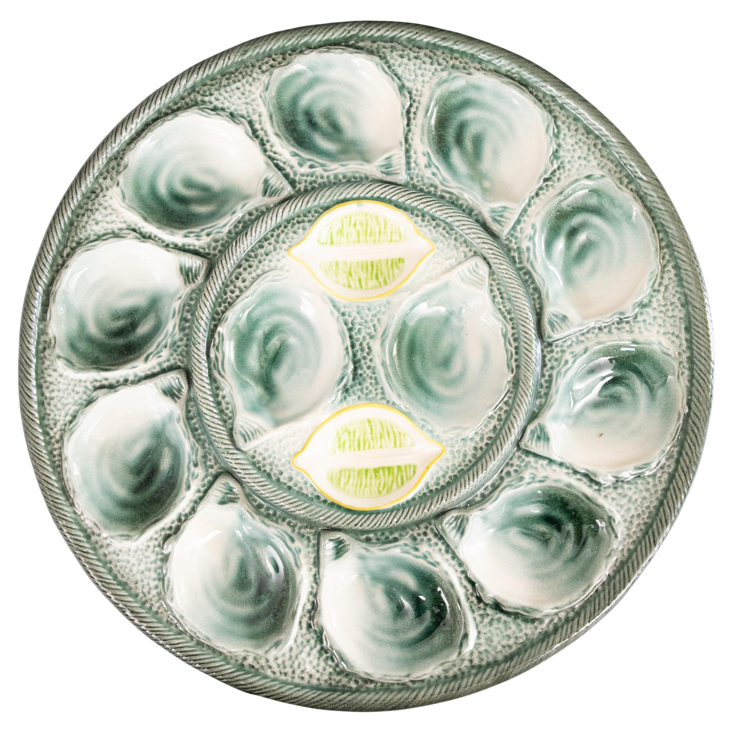 Piatto da portata in maiolica francese Saint Clément, verde e giallo, c.C. in vendita