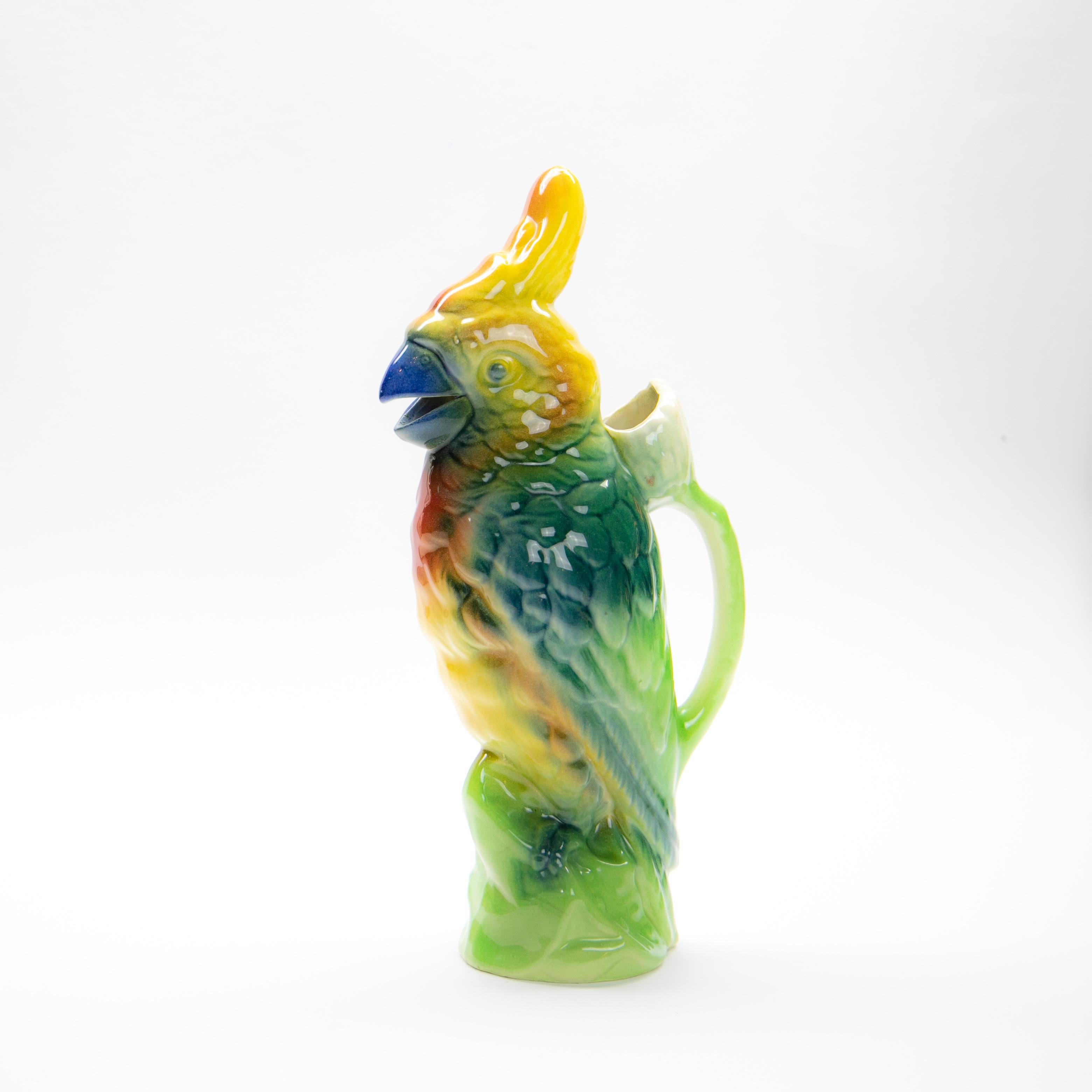 French Saint Clément Majolica Parrot Absinthe Pitcher Decanter In Good Condition For Sale In AMSTERDAM, NH