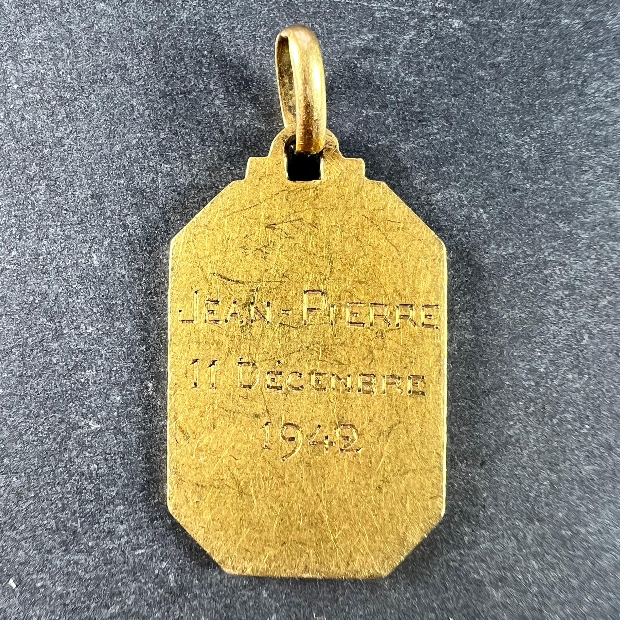 French Saint John the Baptist Jean 18K Yellow Gold Charm Pendant In Good Condition For Sale In London, GB
