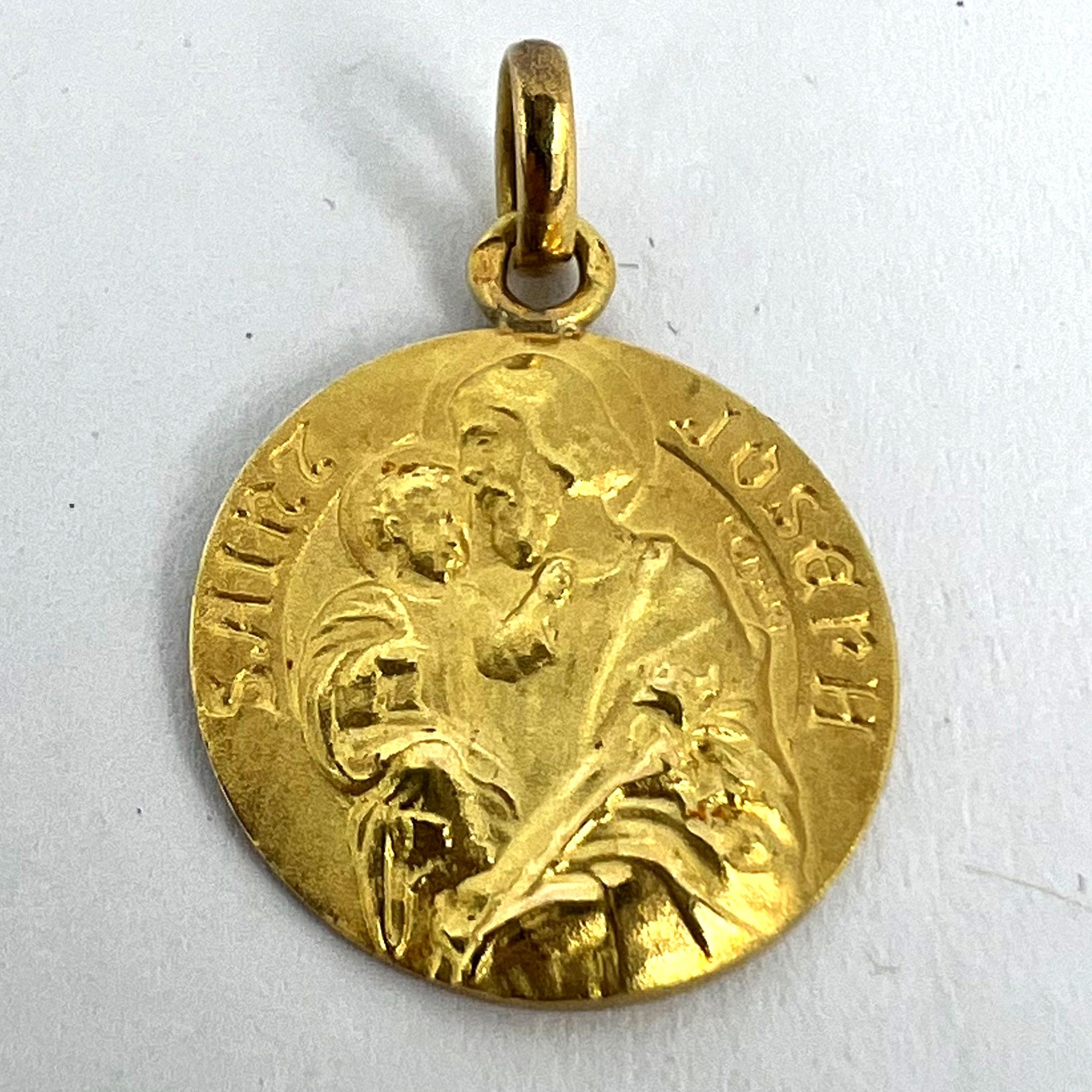 French Saint Joseph and Jesus 18K Yellow Gold Medal Pendant For Sale 8