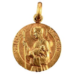 Vintage French Saint Pascal 18K Yellow Gold Charm Pendant