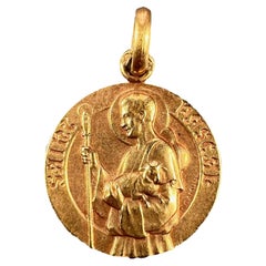 French Saint Pascal 18K Yellow Gold Charm Pendant