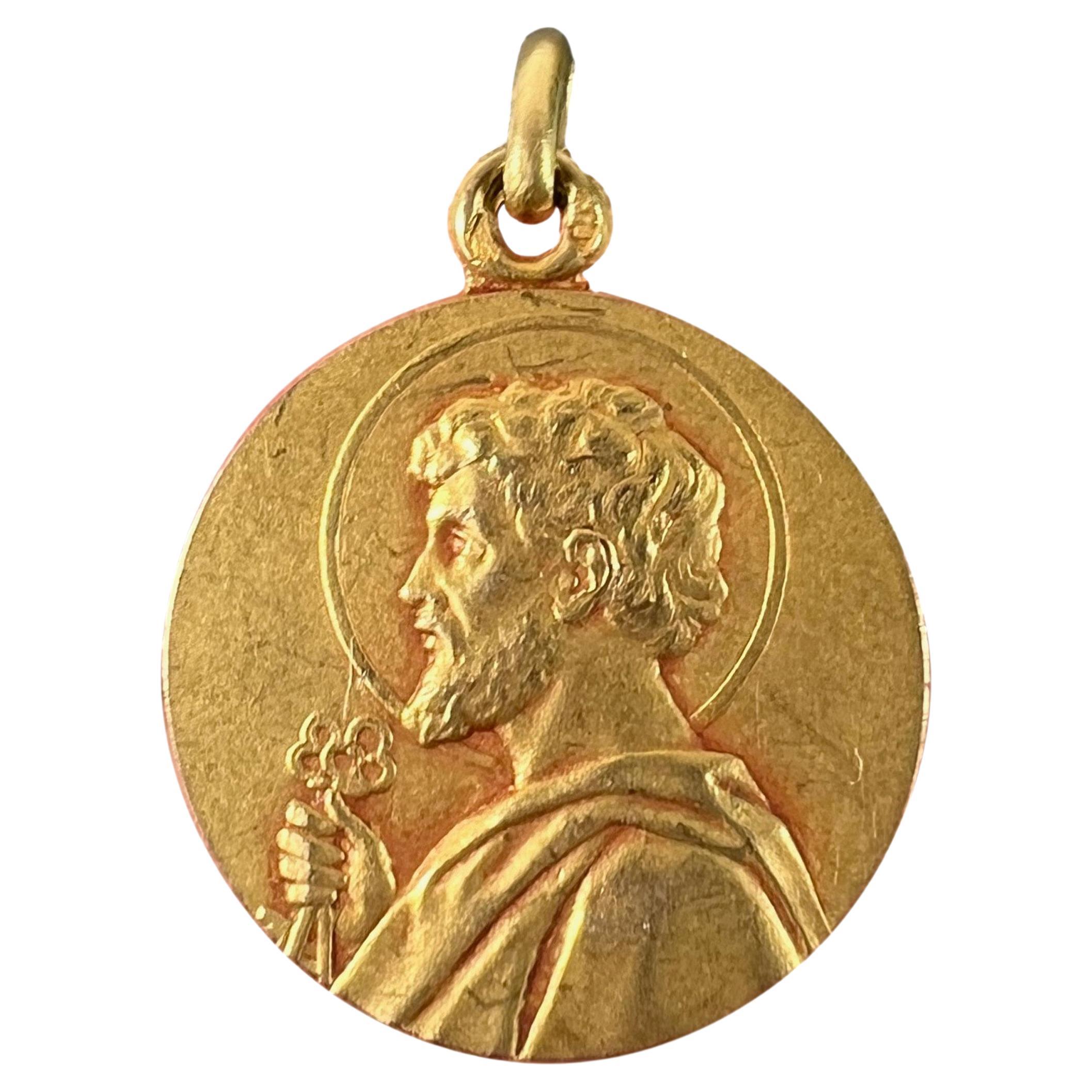 Französische Saint Peter 18 Karat Gelbgold Charm-Anhänger-Medaille