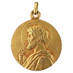 Französische Saint Peter 18 Karat Gelbgold Charm-Anhänger-Medaille