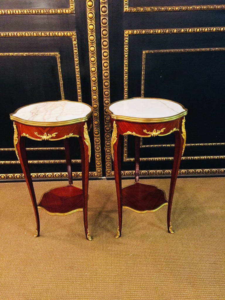 French Salon Side Table in Louis Quinze Style with Marble For Sale at