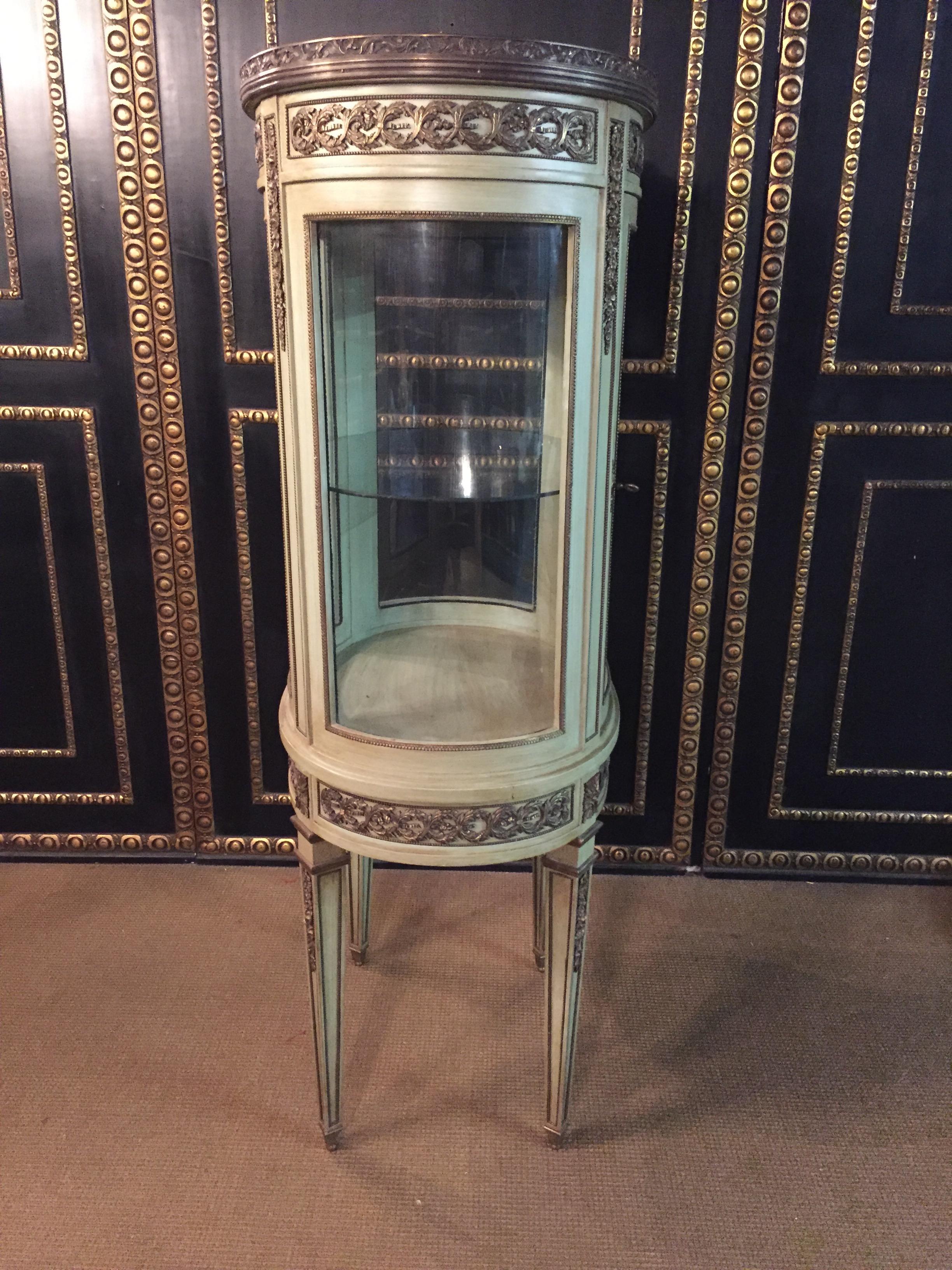 French Salon Vitrine in Antique Louis XVI Classicist Style Hand crafted For Sale 7