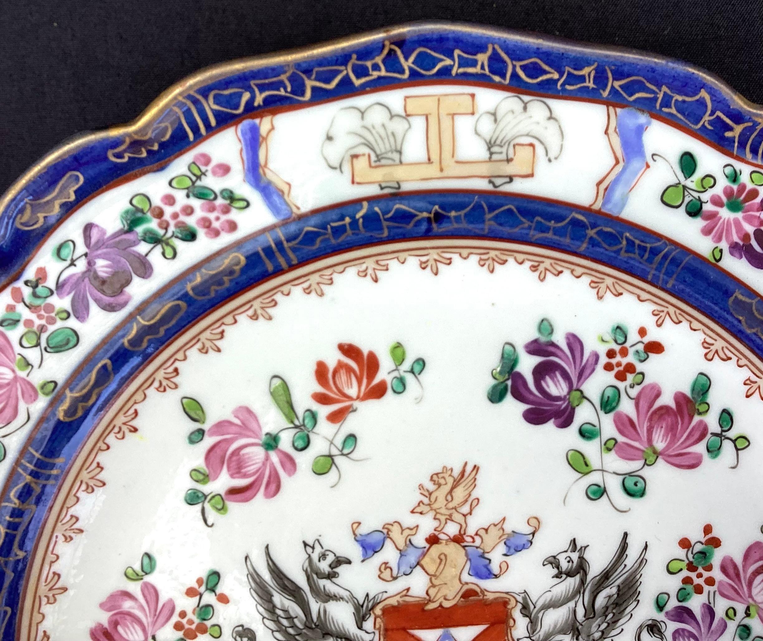 19th Century French Samson Chinese Export Style Armorial Porcelain Plates Set of Four For Sale