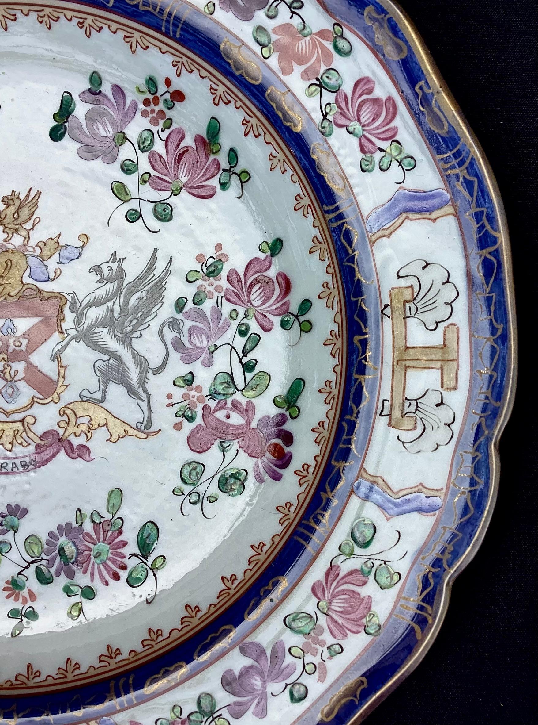 French Samson Chinese Export Style Armorial Porcelain Plates Set of Four For Sale 3