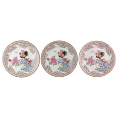 French Samsong Porcelain Dinnerware Plates Roosters Famille Rose, 20 Century