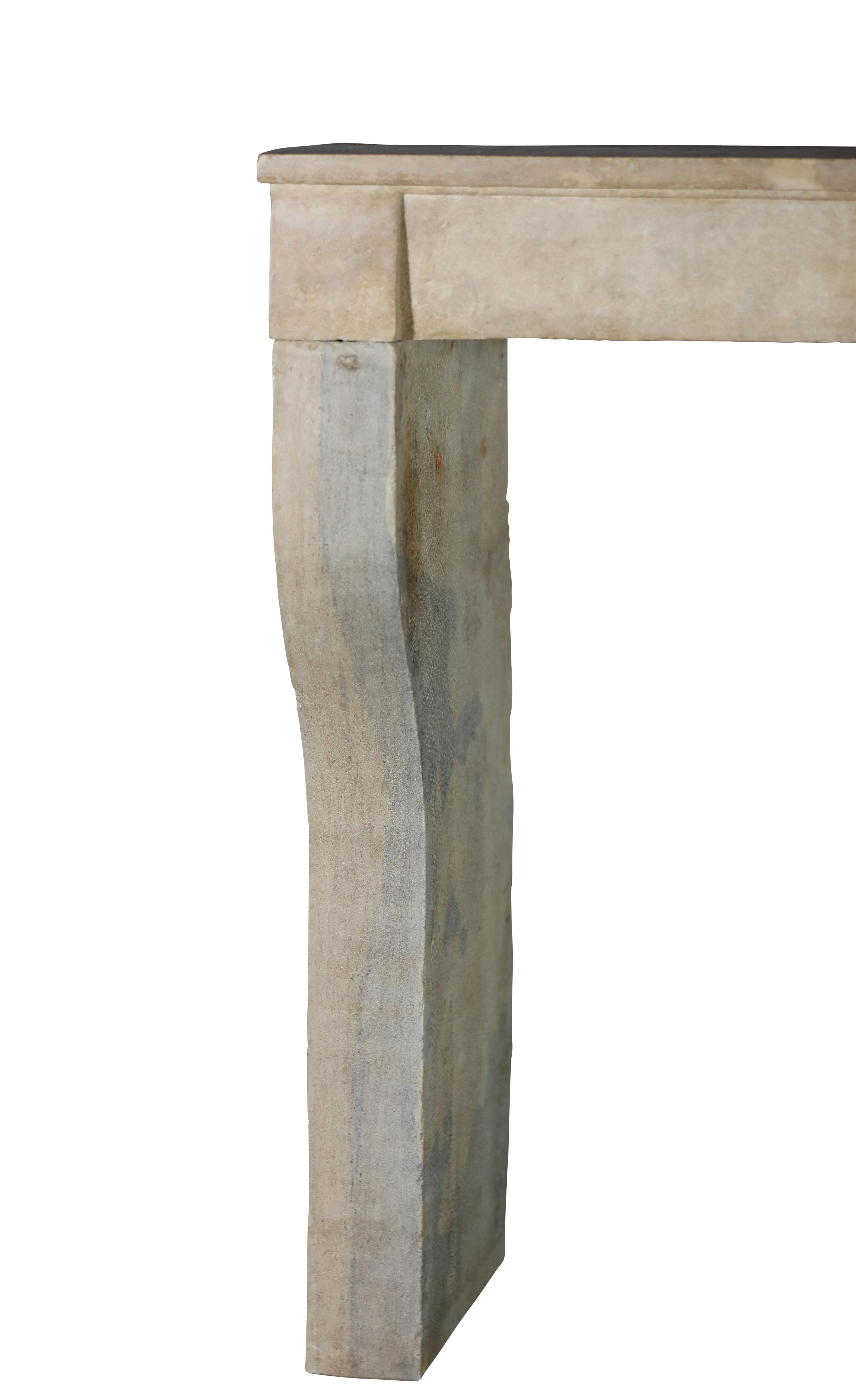 French Sand-Beige Limestone Timeless Slow Living Antique Chimney Piece For Sale 6