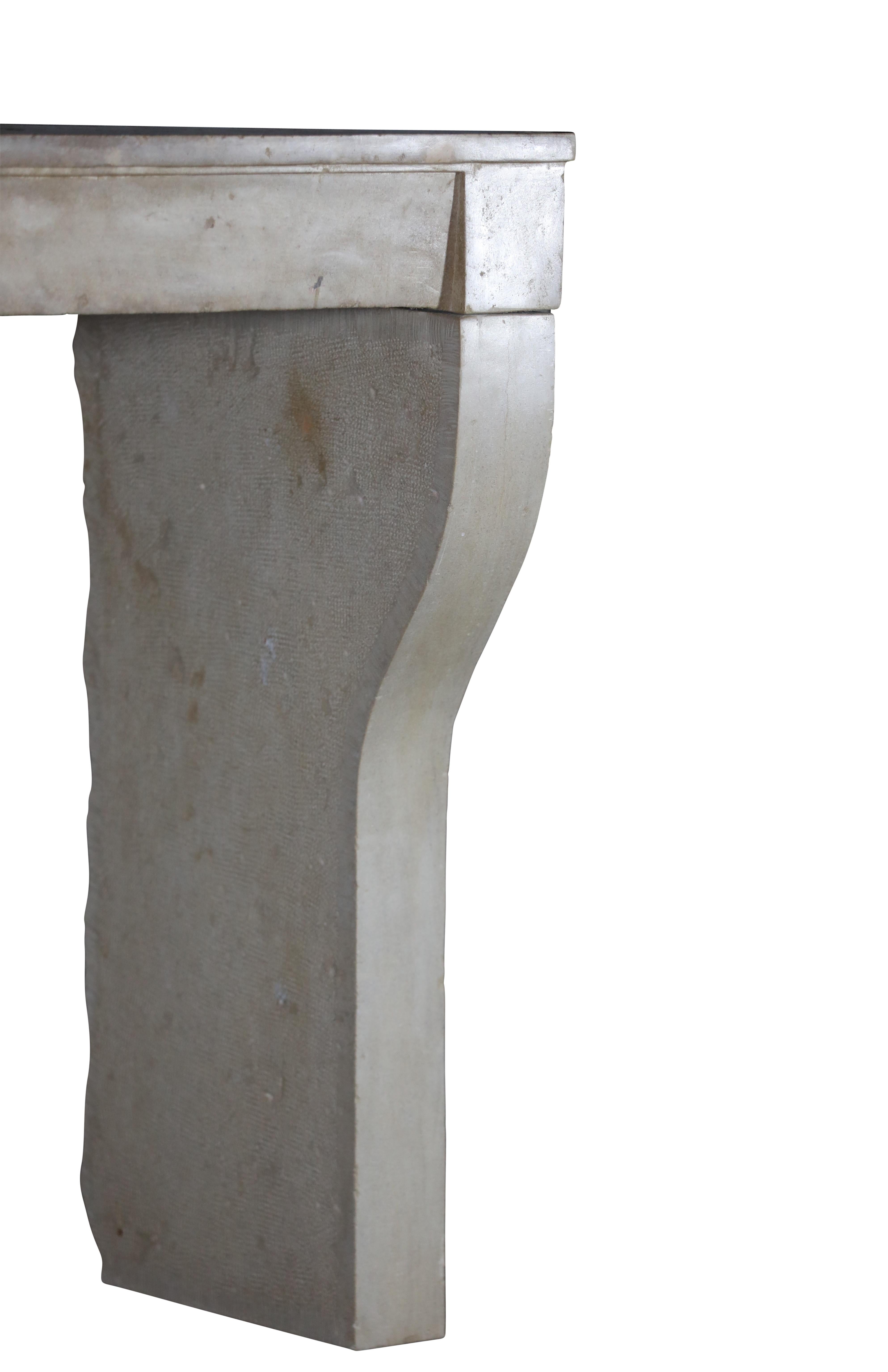 French Sand-Beige Limestone Timeless Slow Living Antique Chimney Piece For Sale 12