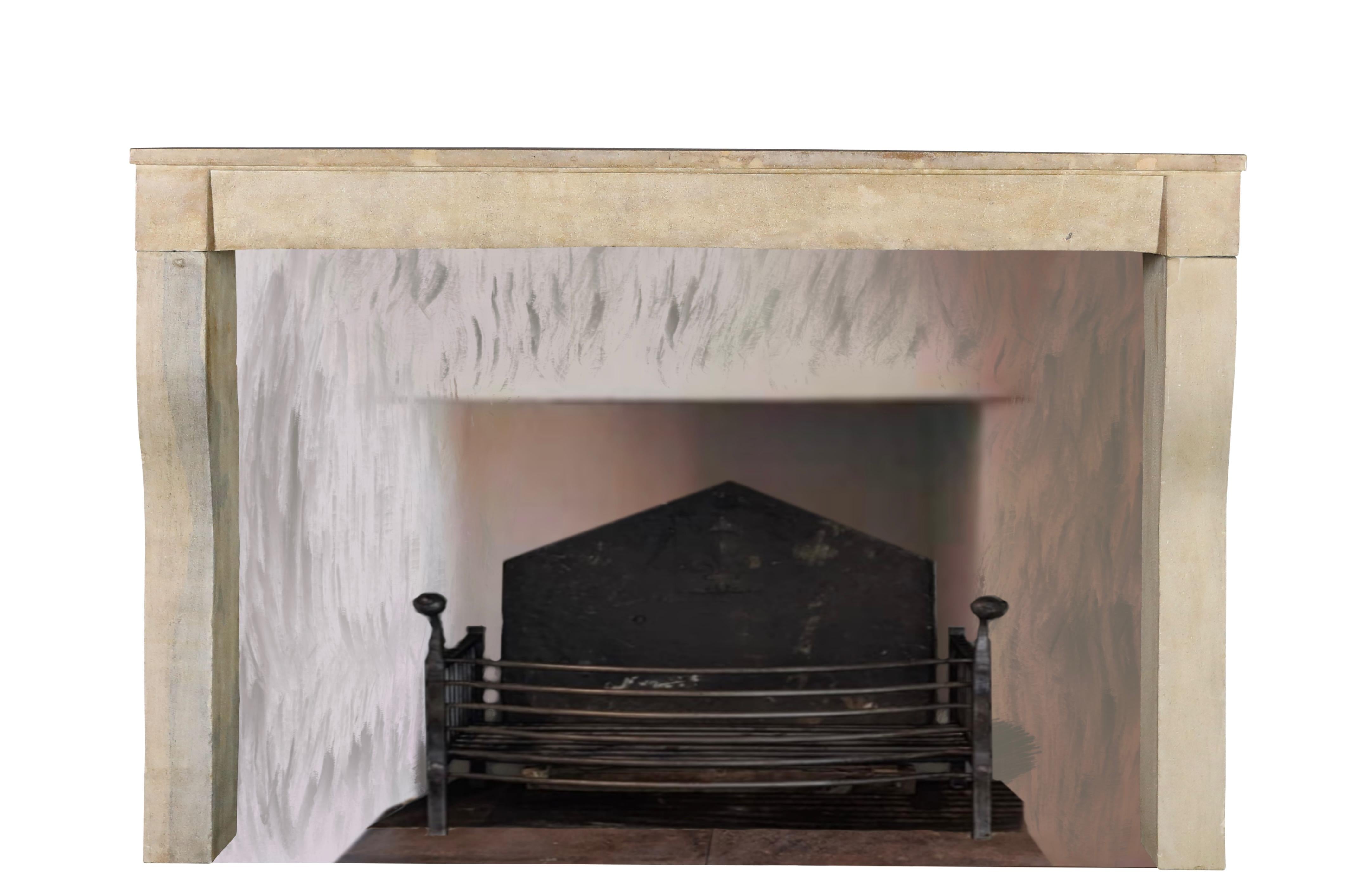 Hand-Carved French Sand-Beige Limestone Timeless Slow Living Antique Chimney Piece For Sale