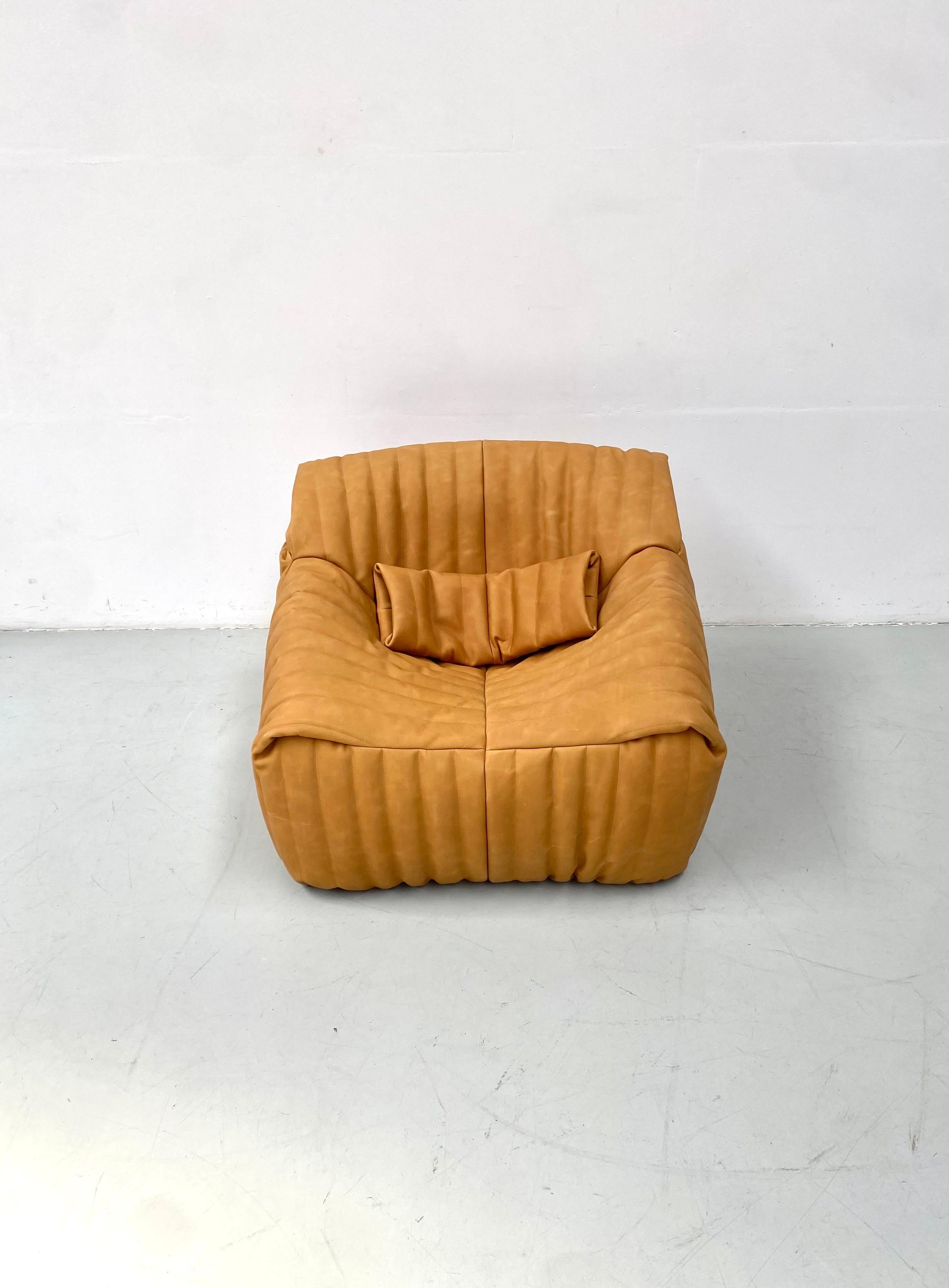 French Sandra Chair in Camel Leather by Annie Hiéronimus for Cinna/Ligne Roset. In Excellent Condition For Sale In Eindhoven, Noord Brabant