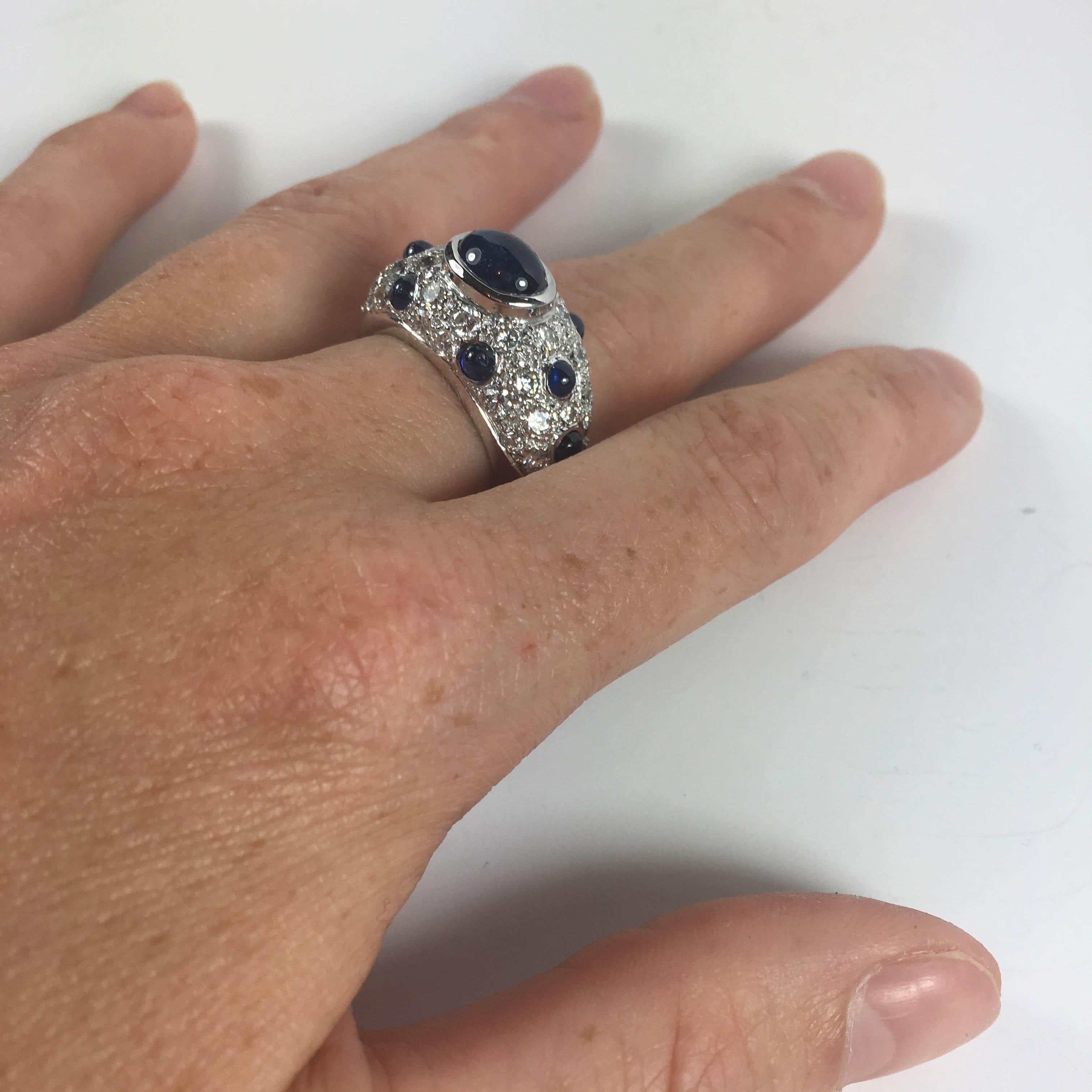 French Sapphire Diamond Bombe Gold Ring, circa 1950 For Sale 4