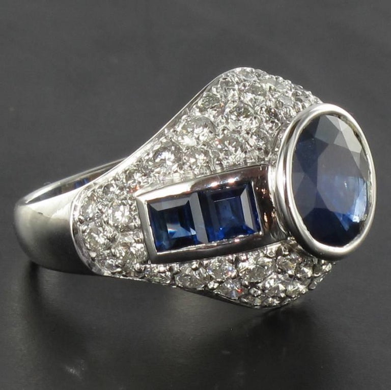 French Sapphire Diamond Platinum Ring For Sale at 1stdibs