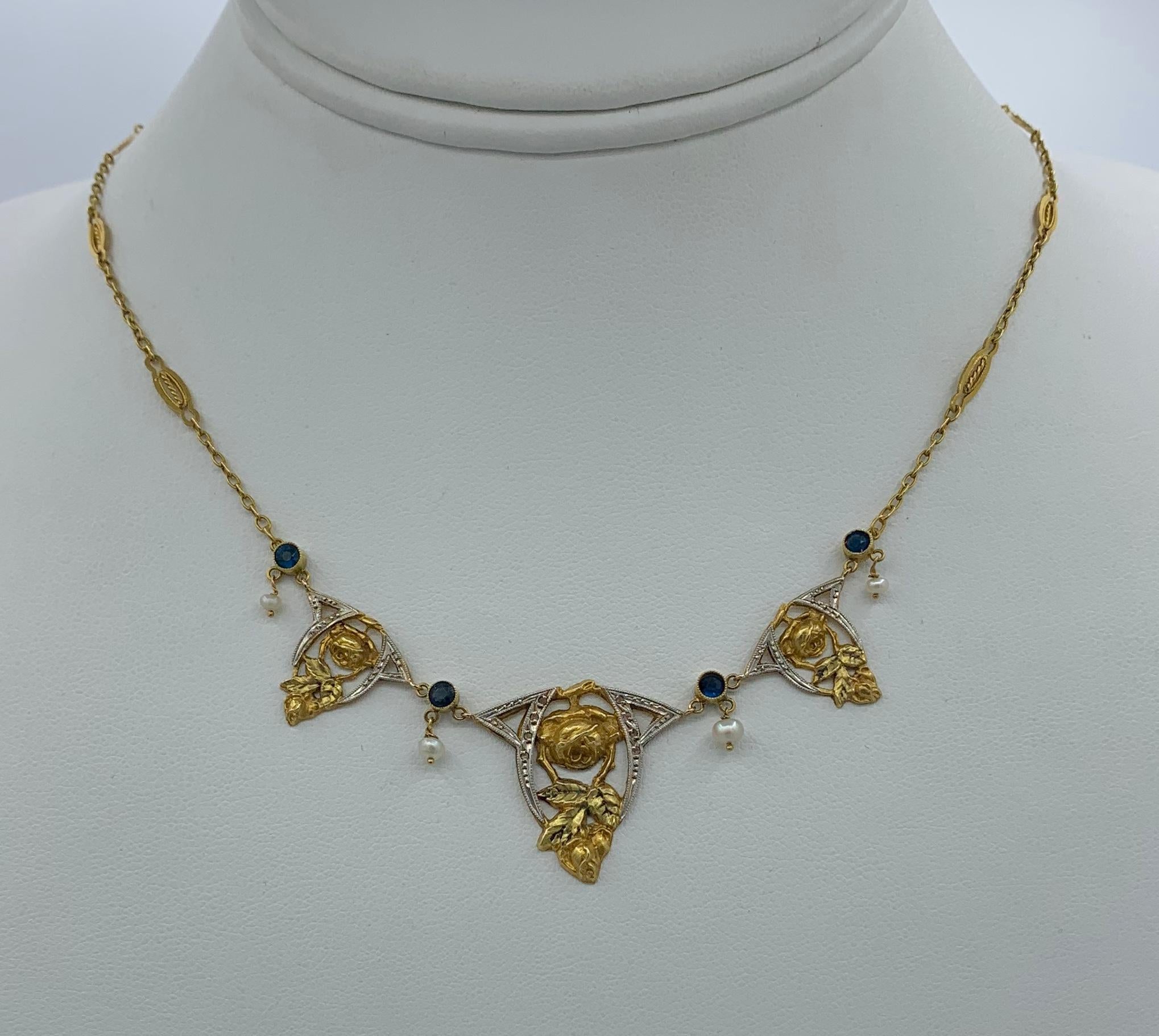 Collier français ancien Belle Epoque en or 18 carats, saphir, perle et guirlande de roses en vente 1