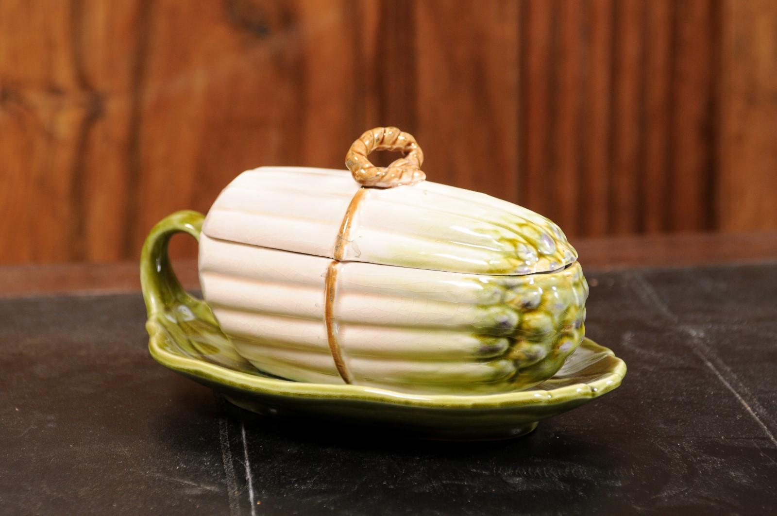 French Sarreguemines 19th Century Majolica Lidded Asparagus Dish on Leafy Plate 5