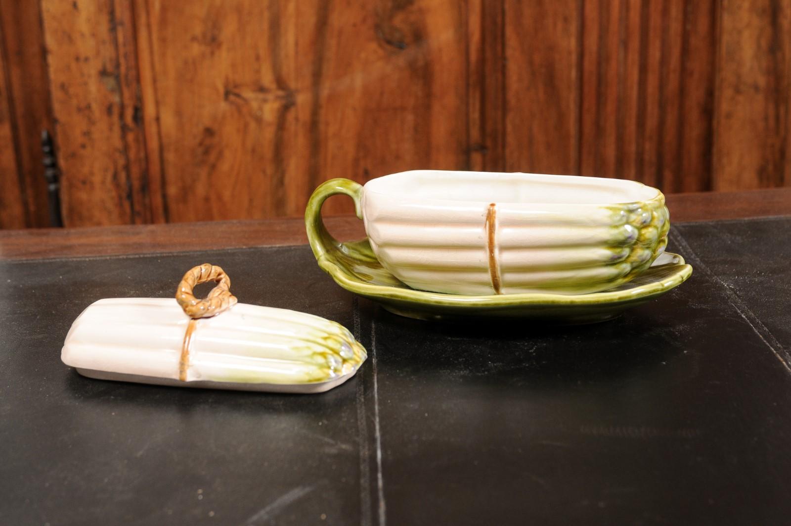 French Sarreguemines 19th Century Majolica Lidded Asparagus Dish on Leafy Plate 1
