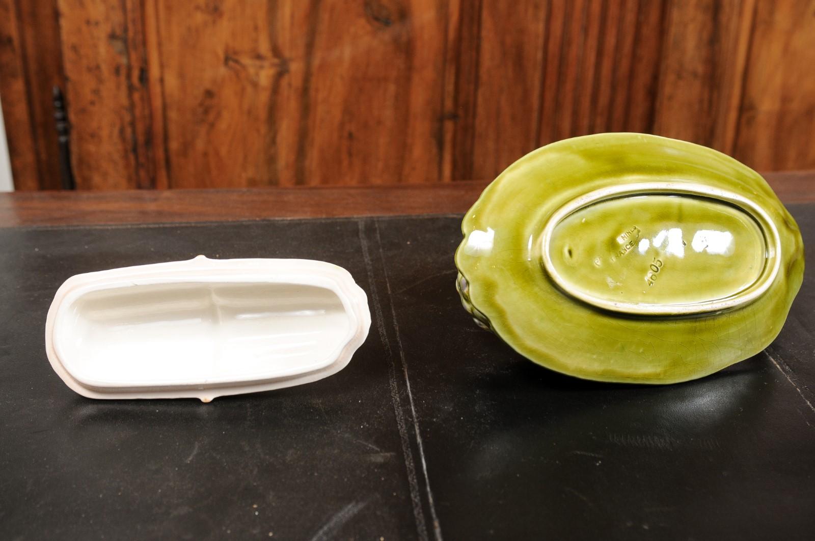 French Sarreguemines 19th Century Majolica Lidded Asparagus Dish on Leafy Plate 3