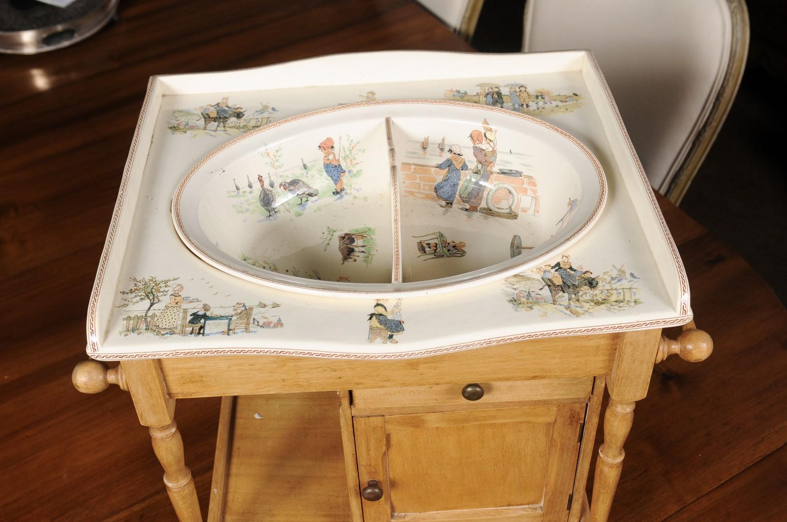Other French Sarreguemines Late 19th Century Miniature Sink with Pastoral Scenes For Sale