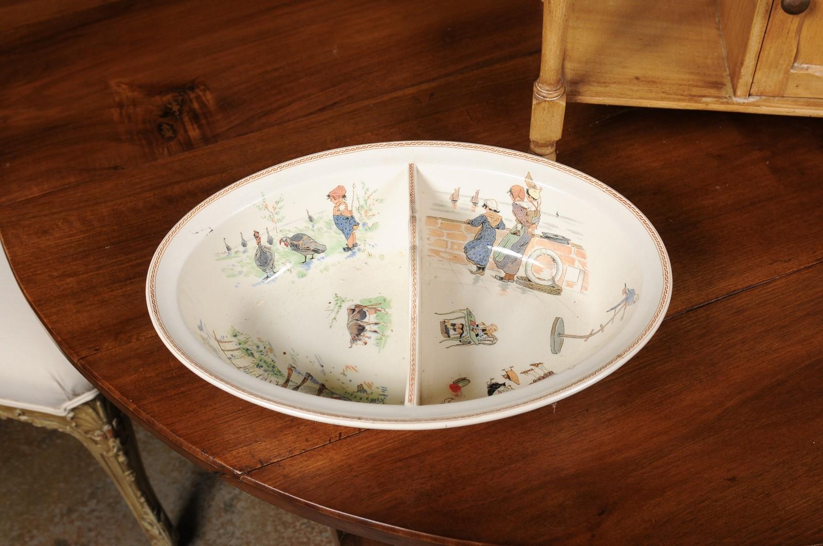 French Sarreguemines Late 19th Century Miniature Sink with Pastoral Scenes For Sale 1