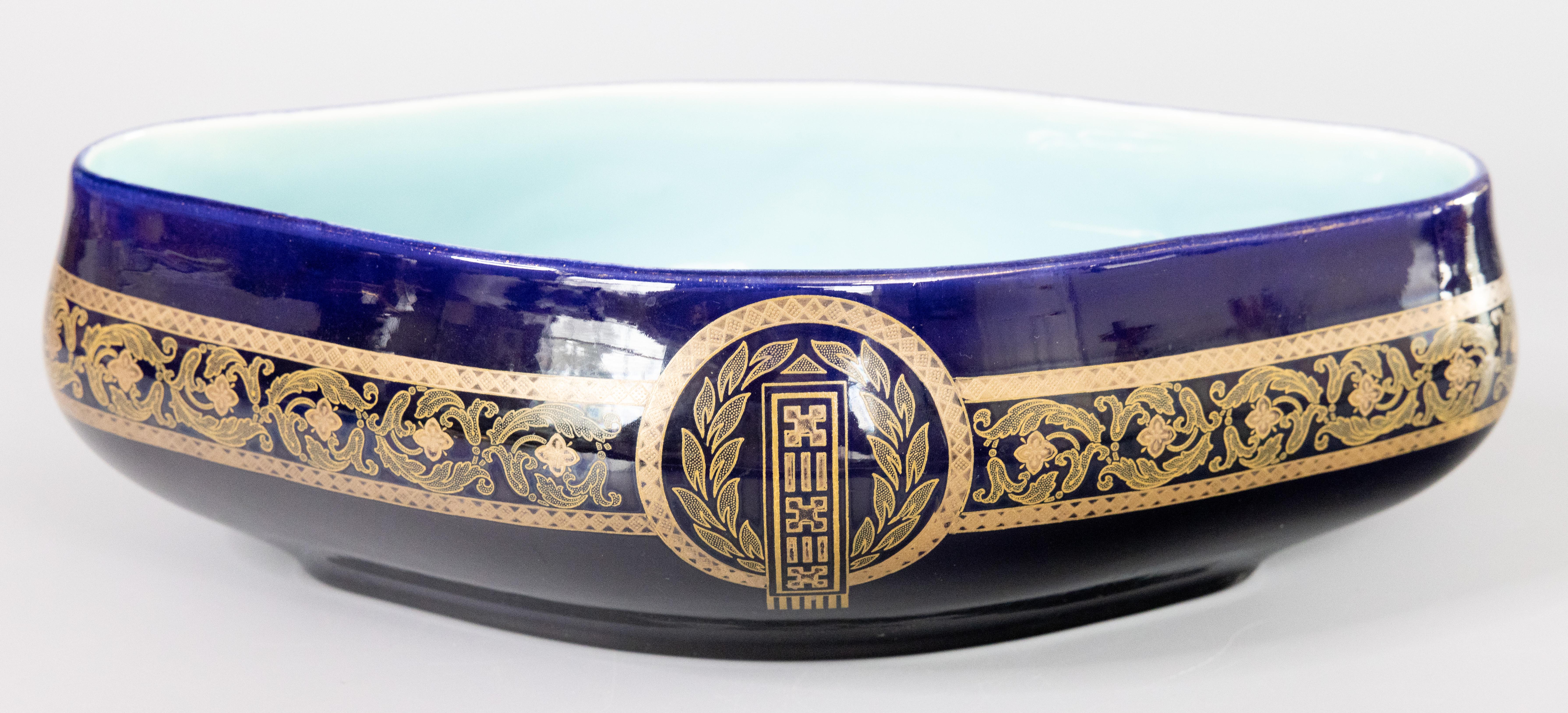 French Sarreguemines Majolica Cobalt Blue & Gilt Oval Centerpiece Bowl, c. 1900 For Sale 5