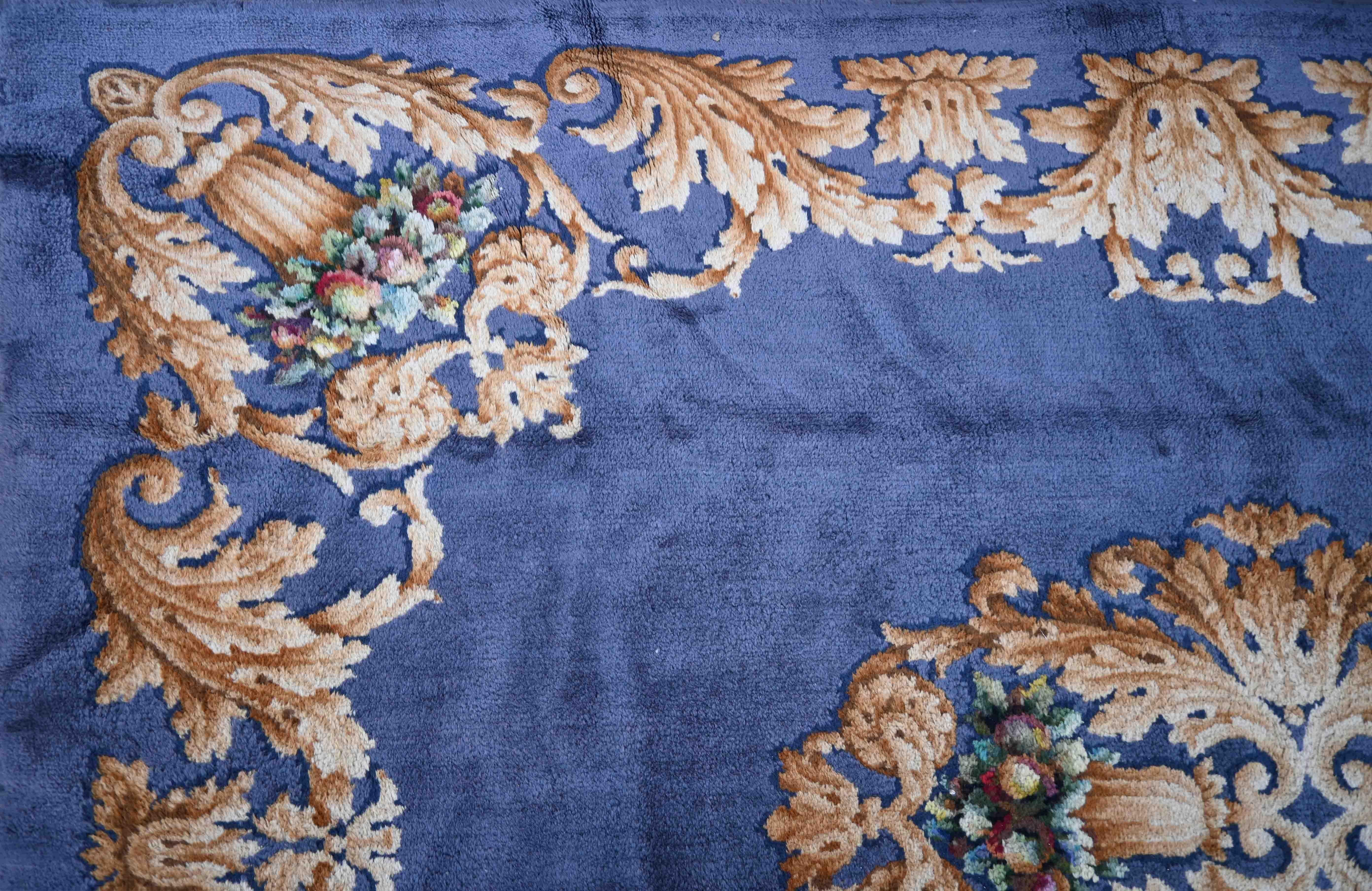 Stile provenzale Tappeto francese Savonnerie firmato, 1930 circa - 3m50x2m55 - No. 1466 in vendita
