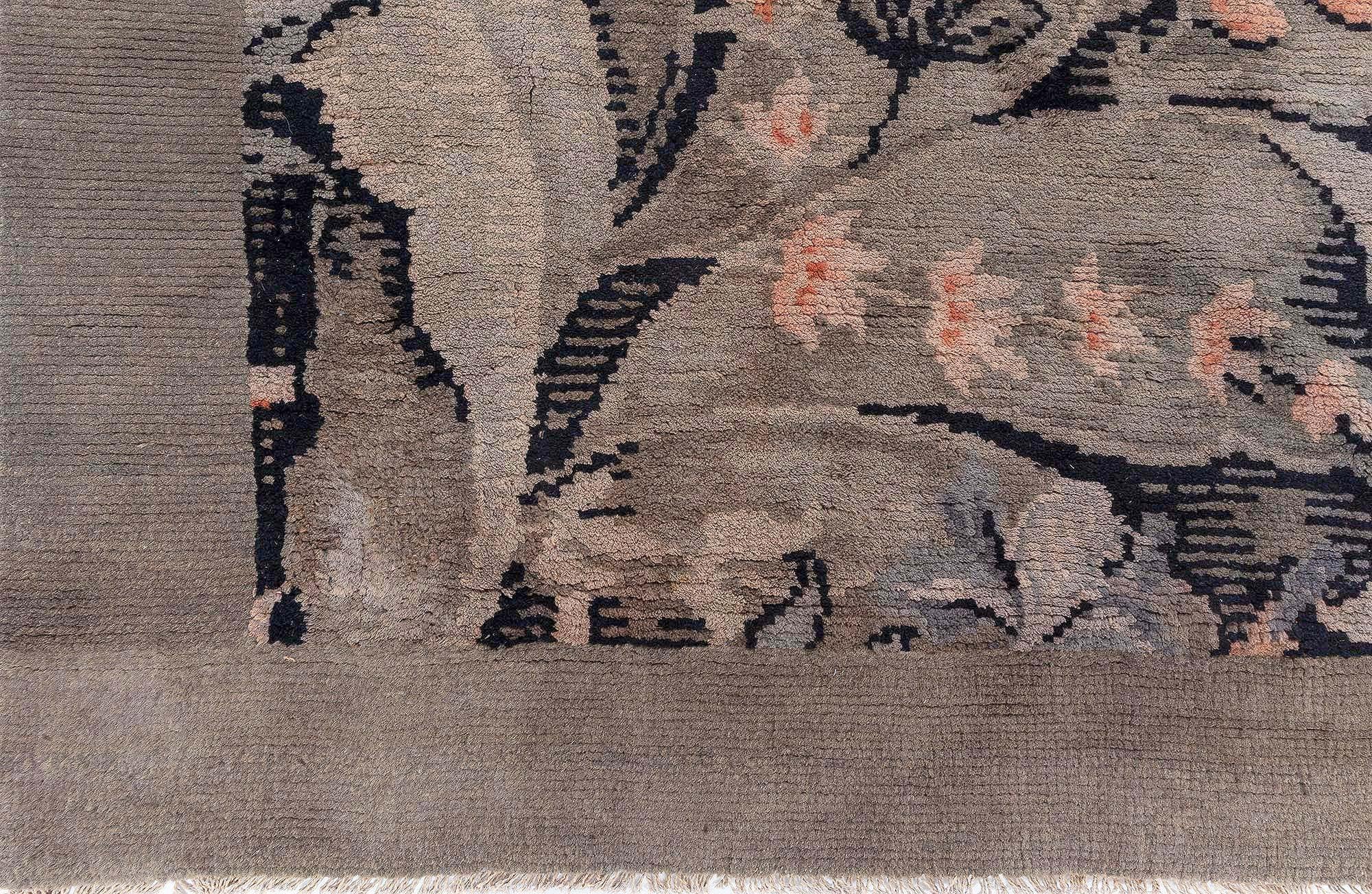 Laine Savonnerie française (taille ajustée) Doris Leslie Blau en vente