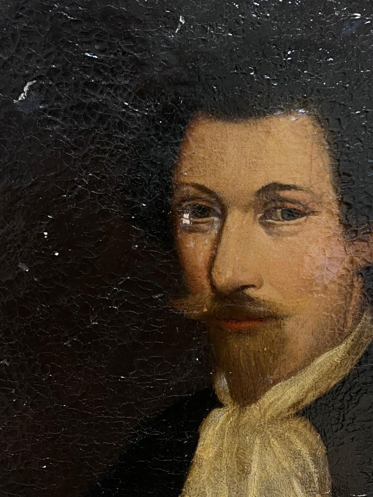 Portrait d'un homme mystérieux du XVIIIe siècle Huile sur toile à restaurer en vente 1