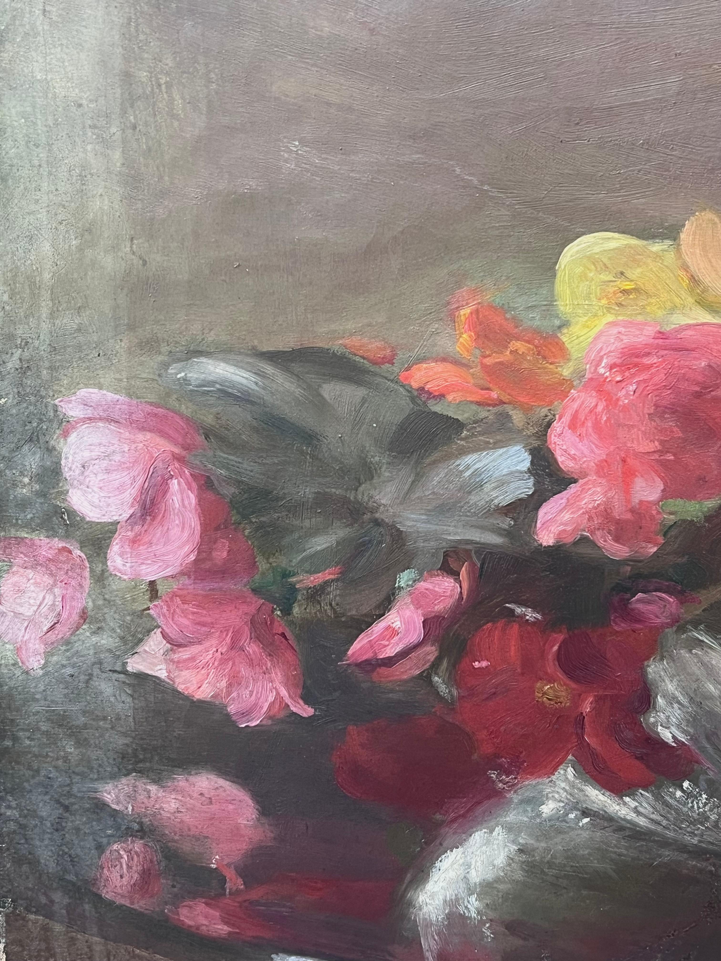 1900's French Impressionist Oil on Canvas Pretty Flowers Still Life Natural - Gray Interior Painting by French School