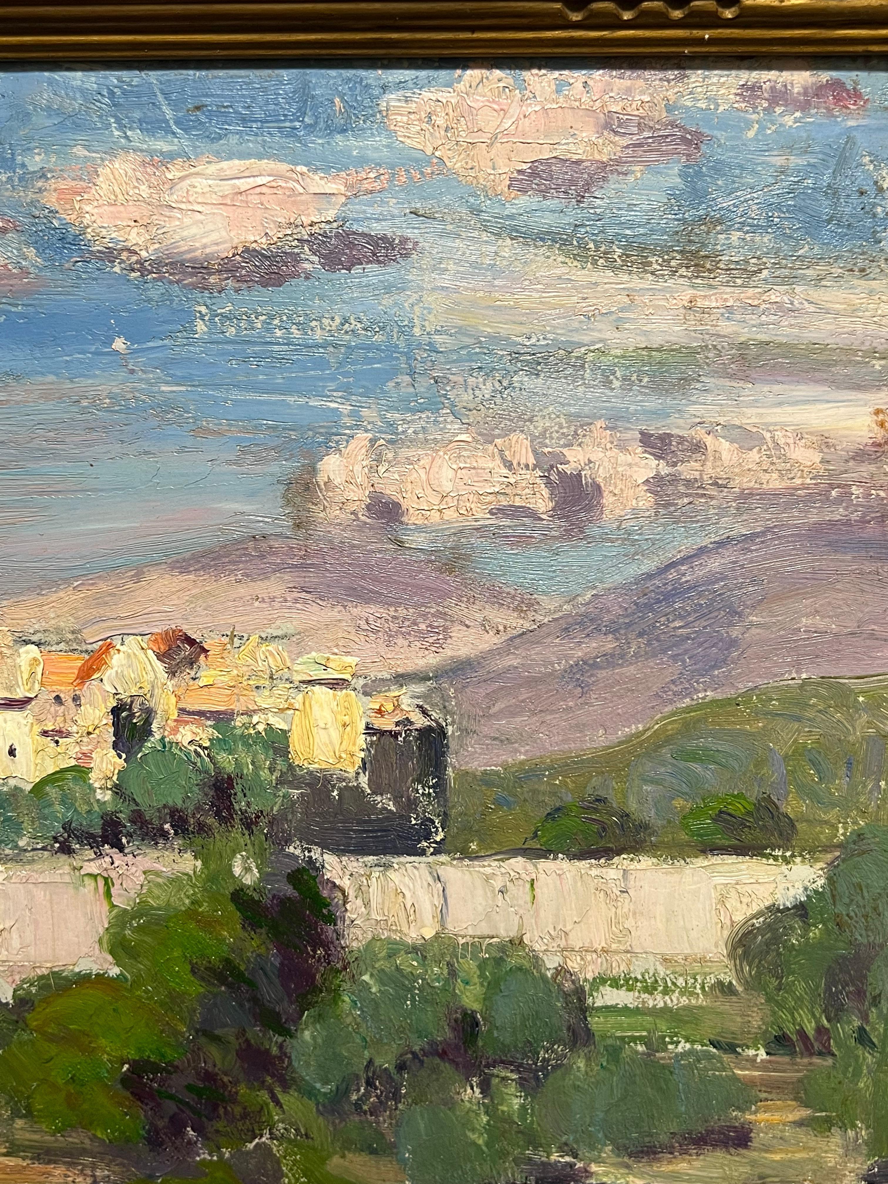 Olio impressionista francese del 1930 Villaggio storico in un paesaggio soleggiato - Landscape Painting Marrone di French School