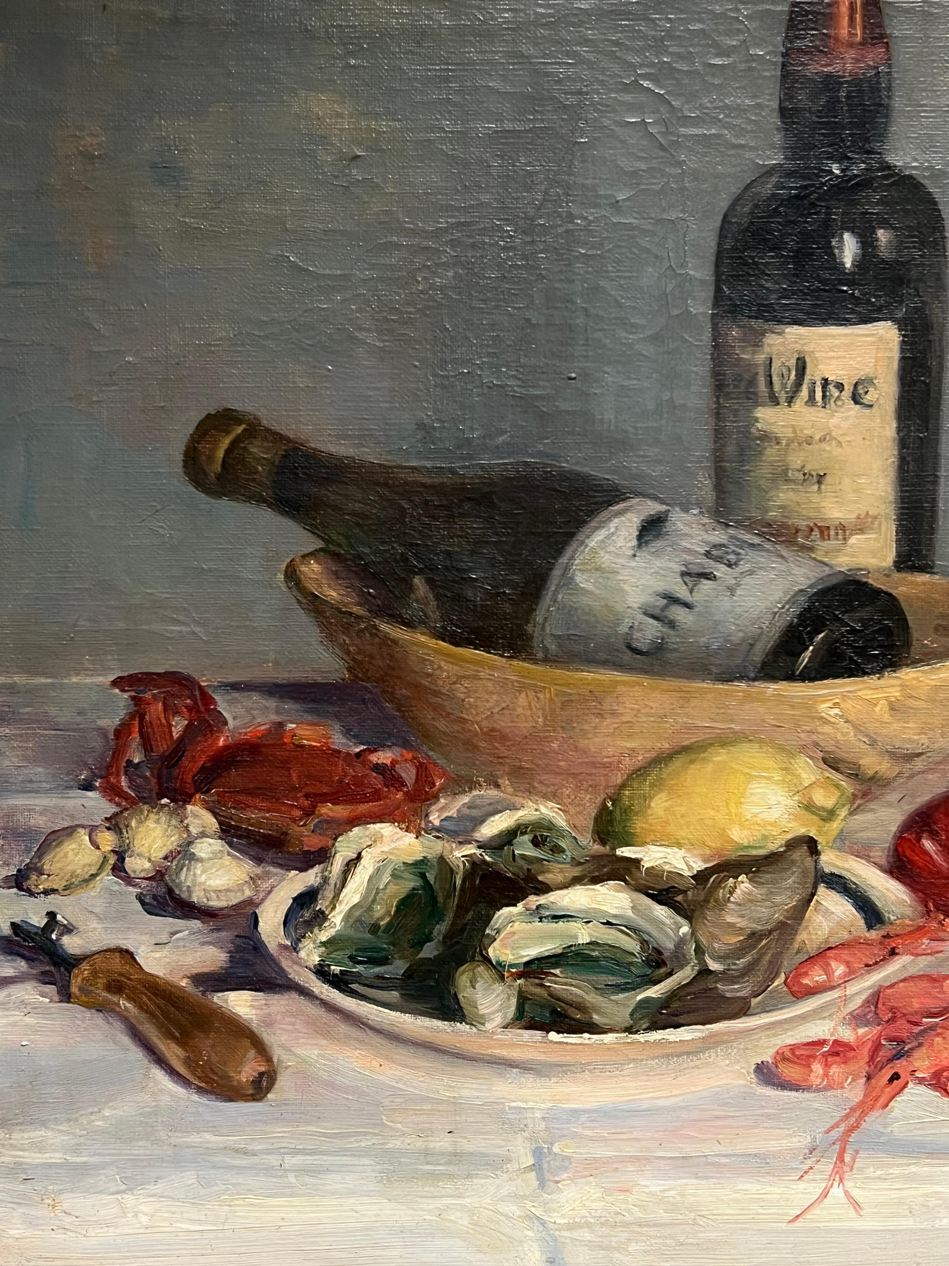 Nature morte à l'huile signée des années 1930 - Souper de poisson et bouteille de vin - Plateau de table en vente 3