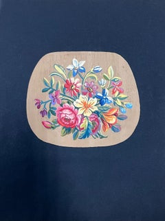 Charmant bouquet floral avec des fleurs éclatantes dans une composition ovale compacte