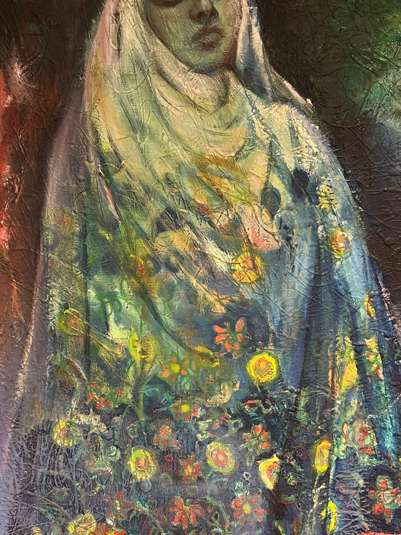 Enorme ritratto di donna velata in una fusione onirica di spiritualità e Nature in vendita 1