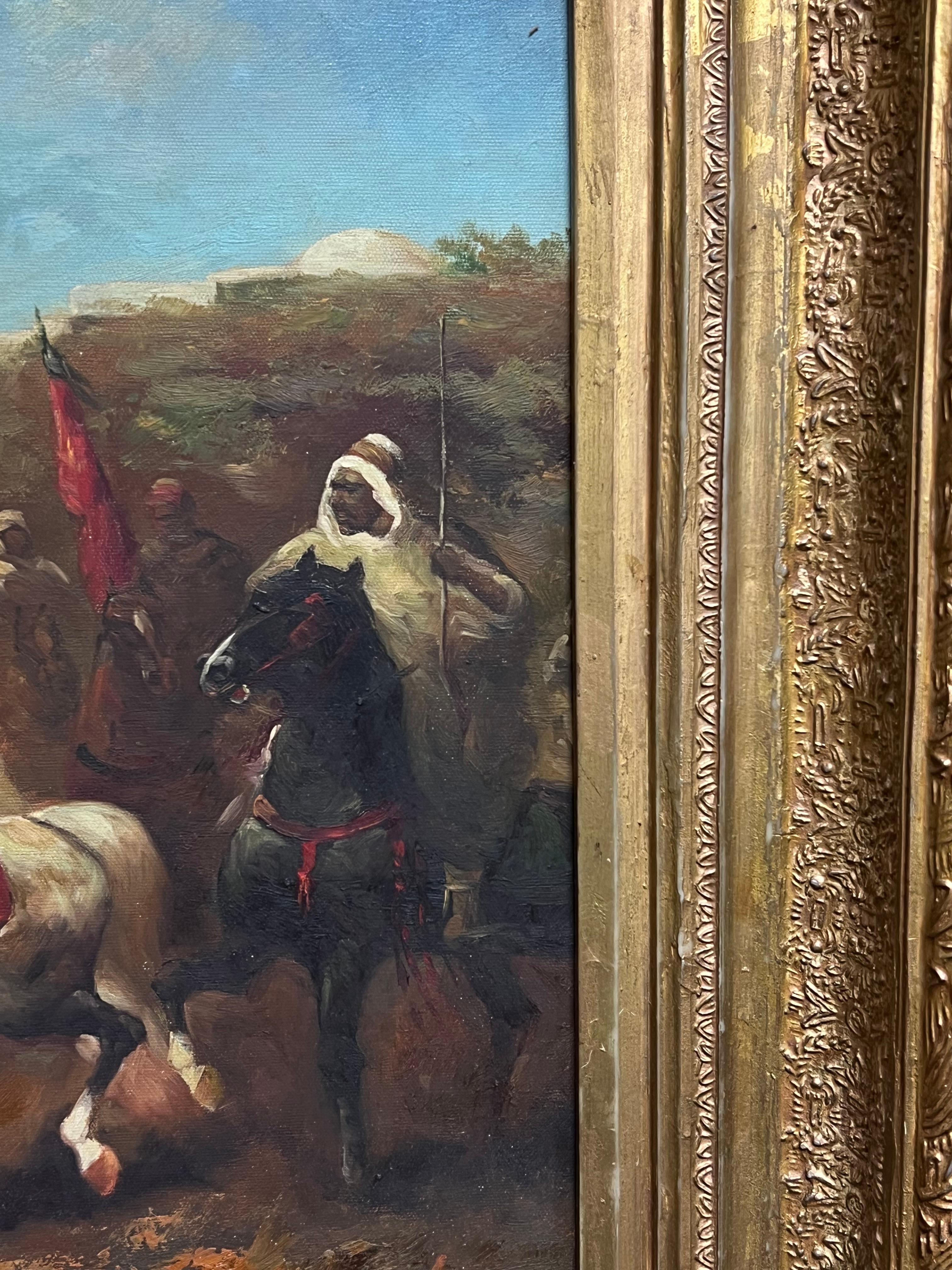 Pittura ad olio firmata Orientalista francese del Nord Africa Figure a cavallo Spade in vendita 2