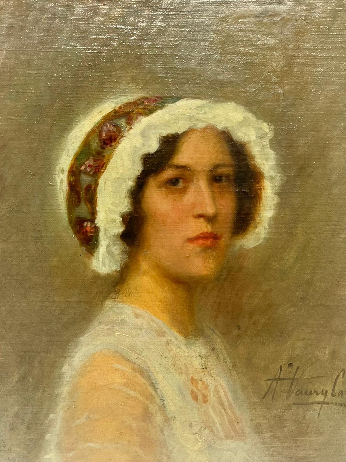 French School Portrait Painting – Antike Französisch signiert Öl, Schöne junge Dame in modischen Hut, circa 1900's