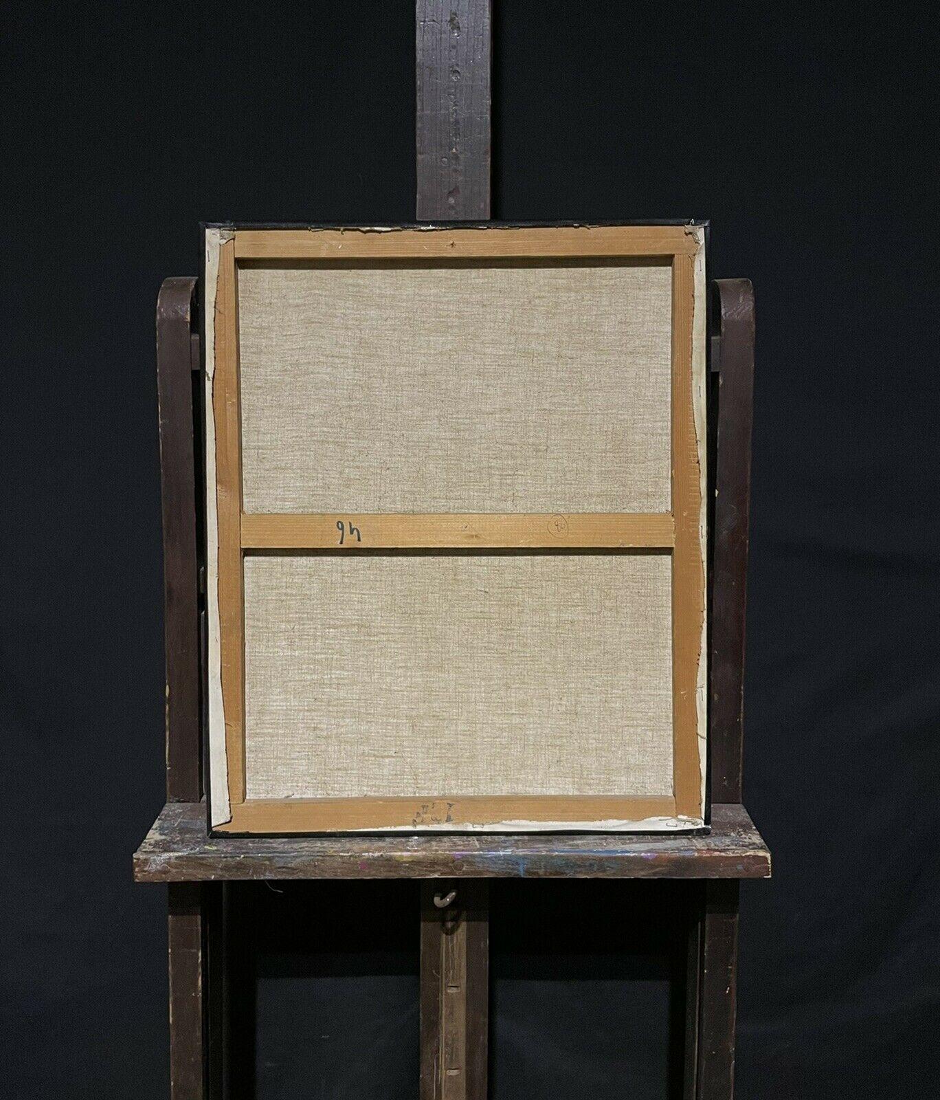 Artiste/École : École française, paraphé et daté 1947. 

Titre : Étude figurative  à l'intérieur

Moyen :  peinture à l'huile sur toile signée, non encadrée.

Taille :

toile :   24 x 19.75 pouces

Provenance : collection privée, France

Condition :