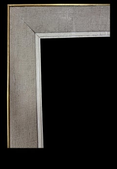 Cornice Shabby Chic francese della metà del 20° secolo, dipinta di grigio e strutturata