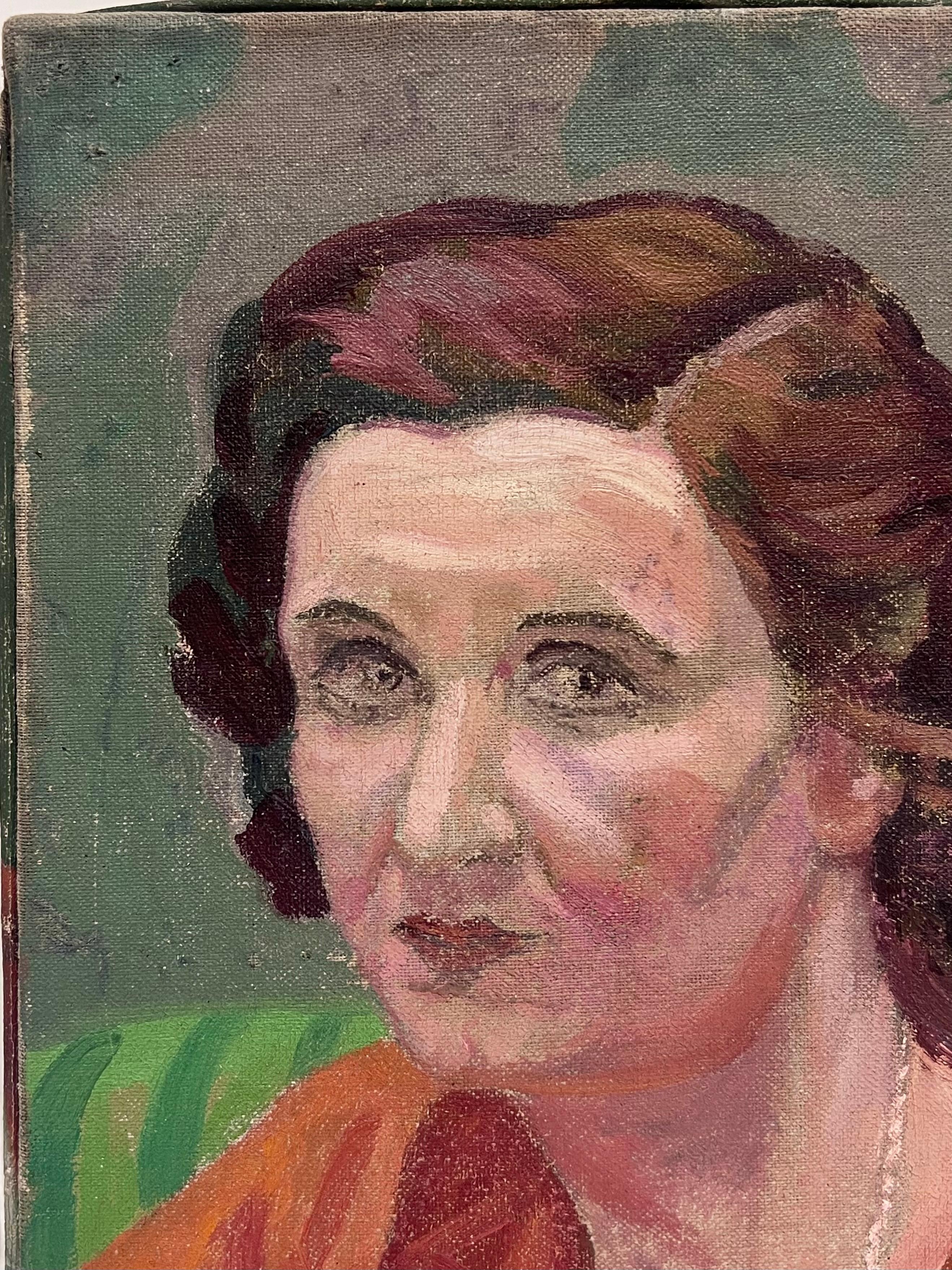 Peinture à l'huile ancienne française signée Portrait de tête et d'épaules d'une femme en rouge en vente 2