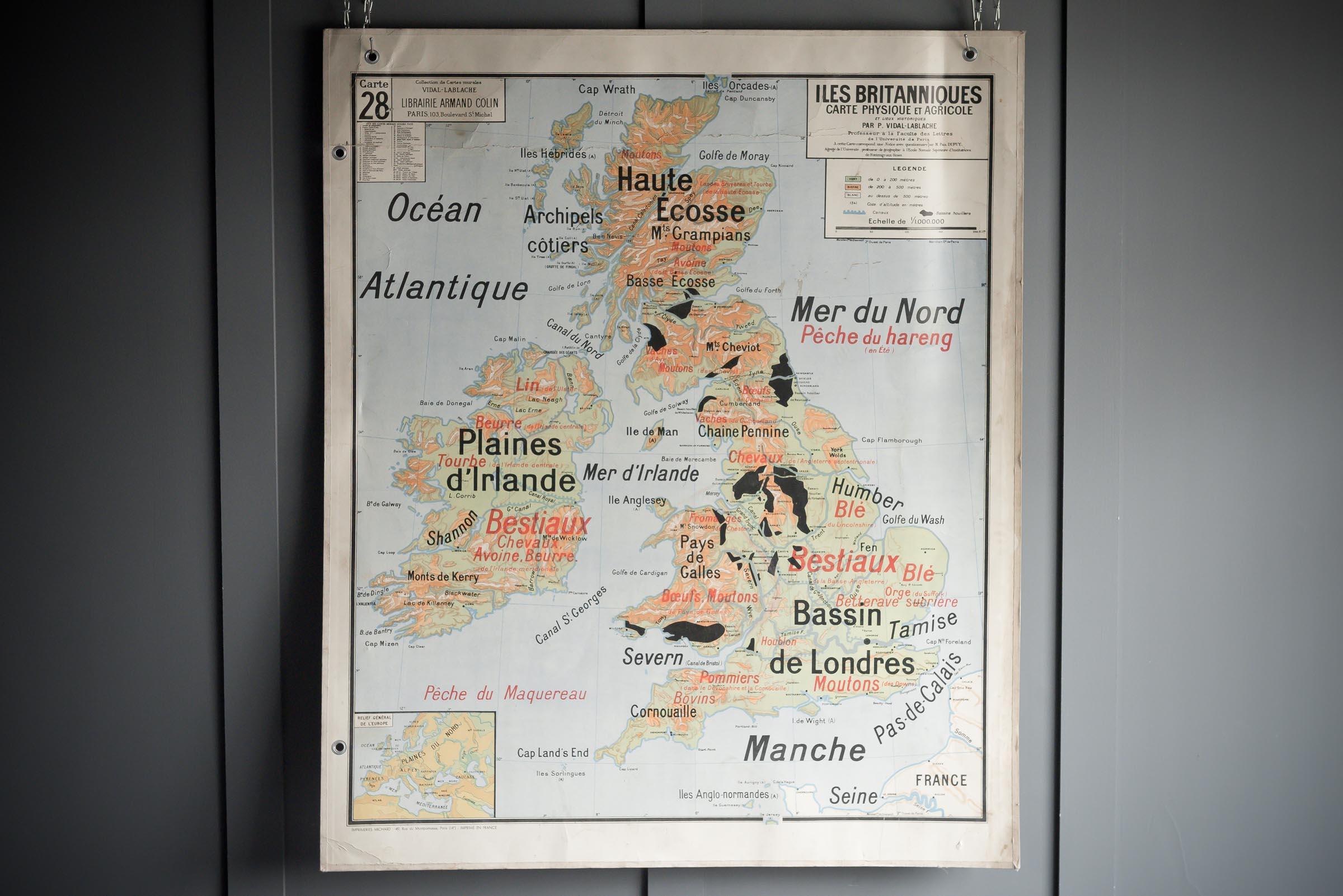 Map of the UK in french made for schools from the 20th century.