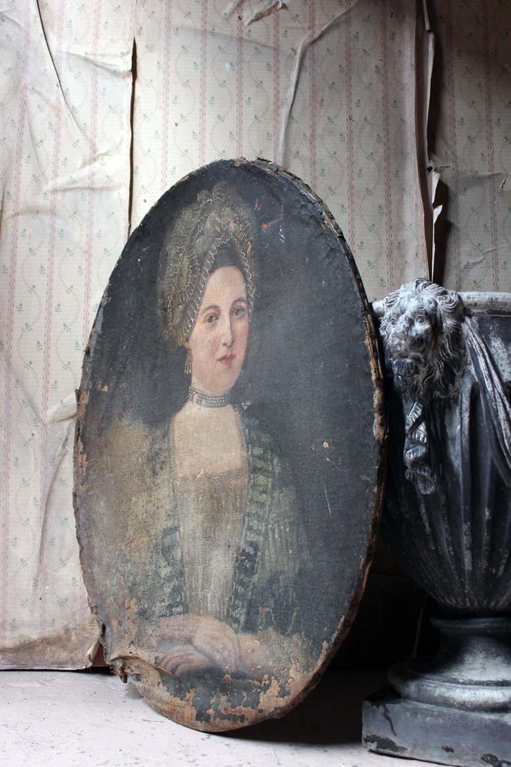 French School Oval Oil on Canvas Portrait of a Lady, circa 1700-1720 9