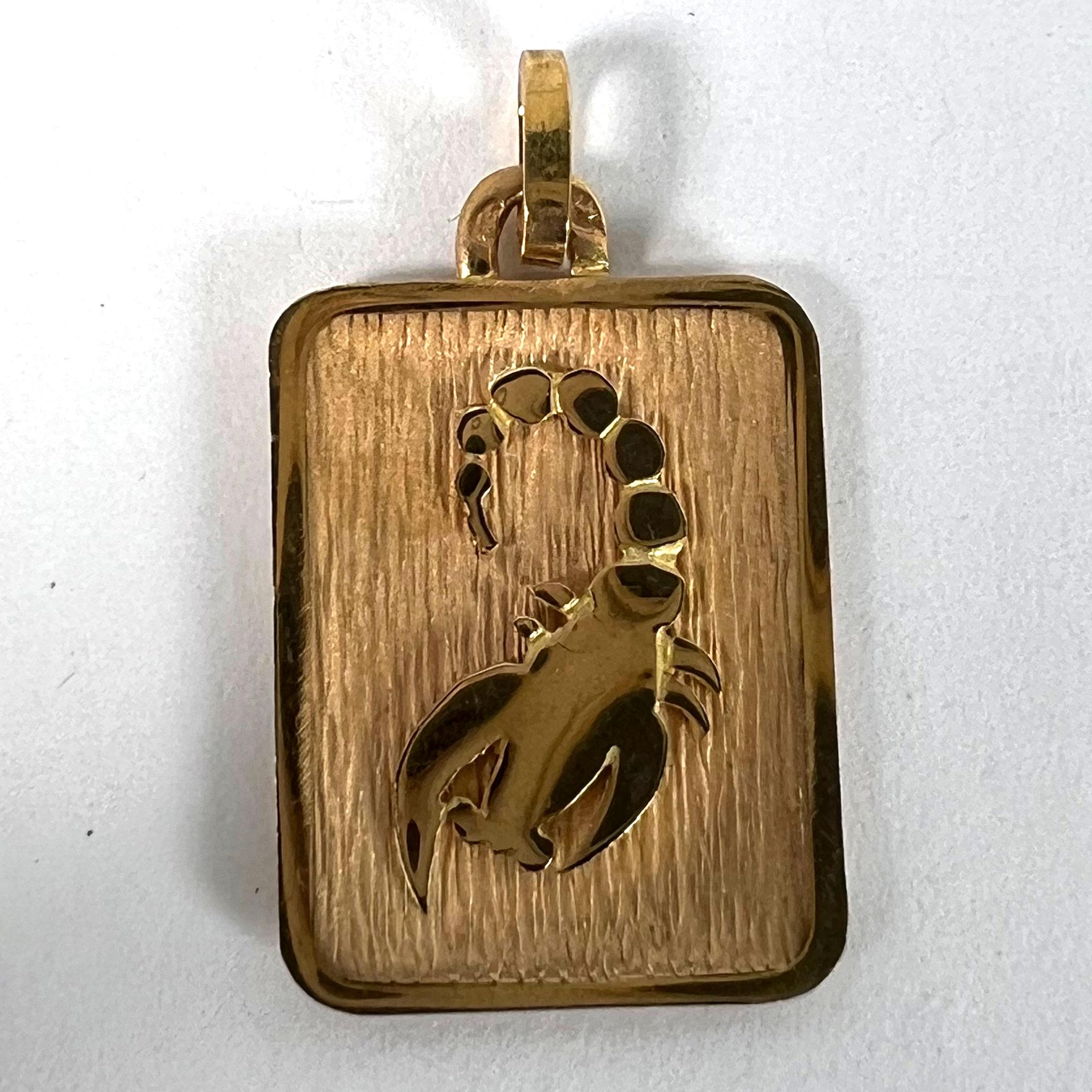 French Scorpio Starsign Zodiac 18K Yellow Gold Charm Medal Pendant For Sale 7