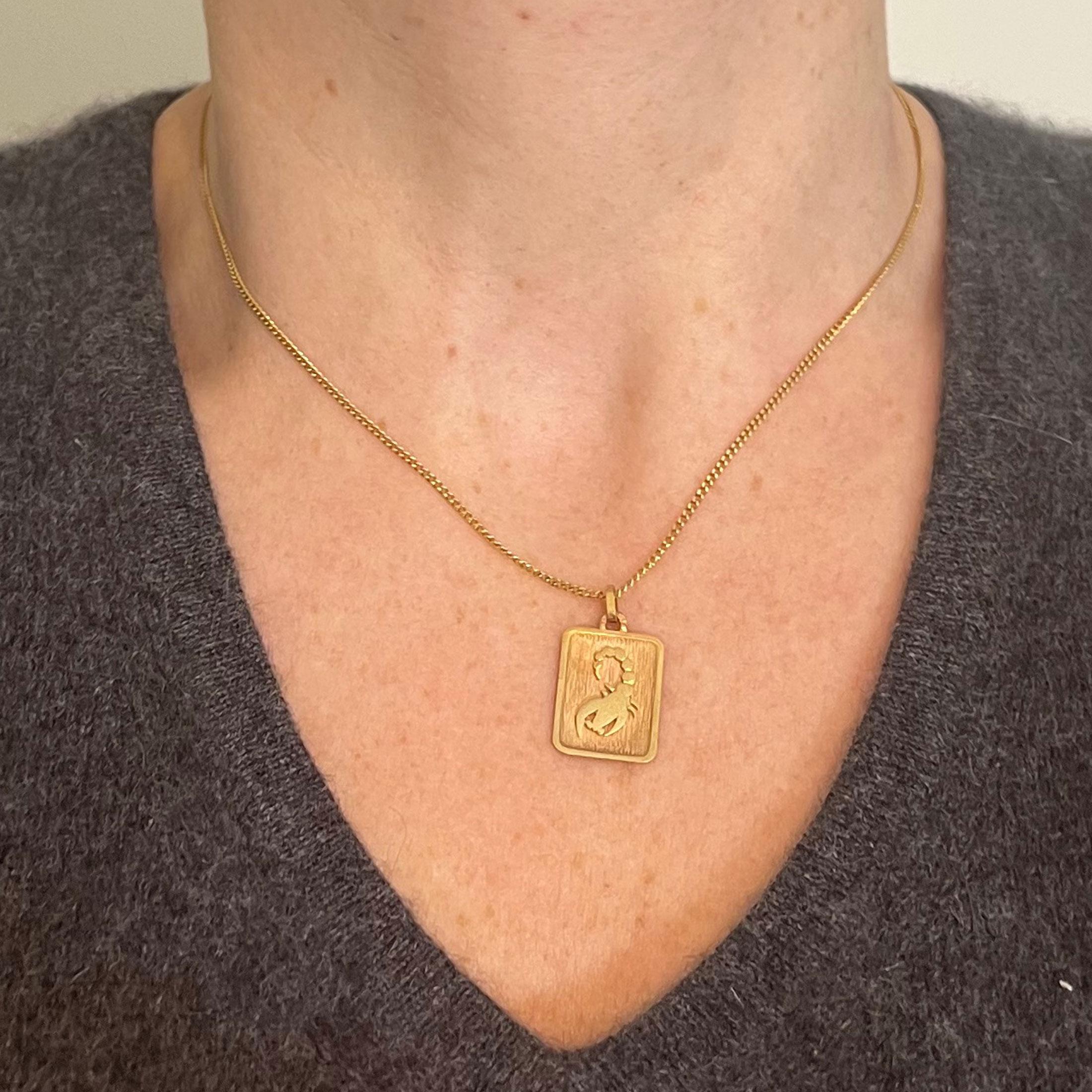 Women's or Men's French Scorpio Starsign Zodiac 18K Yellow Gold Charm Medal Pendant For Sale