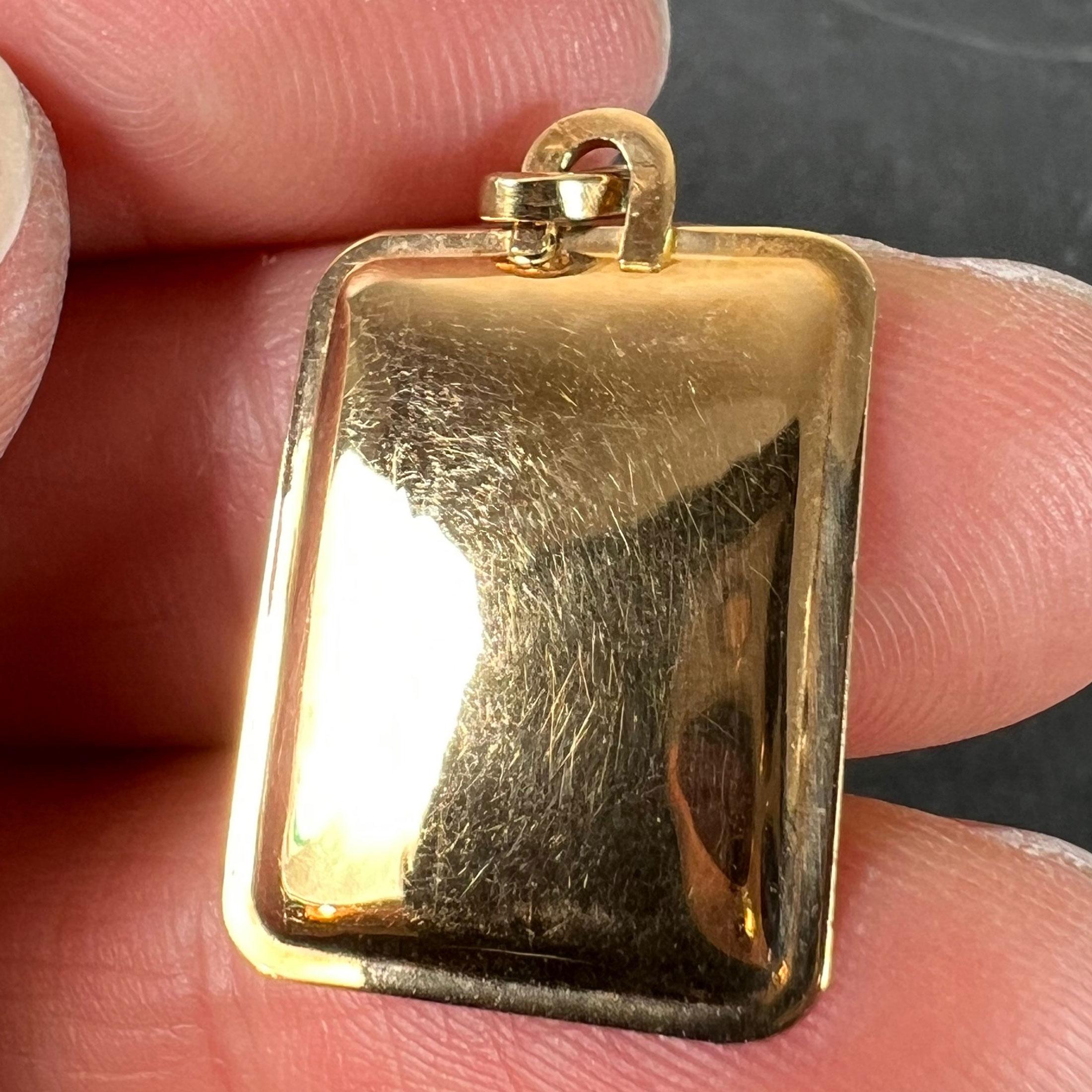 French Scorpio Starsign Zodiac 18K Yellow Gold Charm Medal Pendant For Sale 4