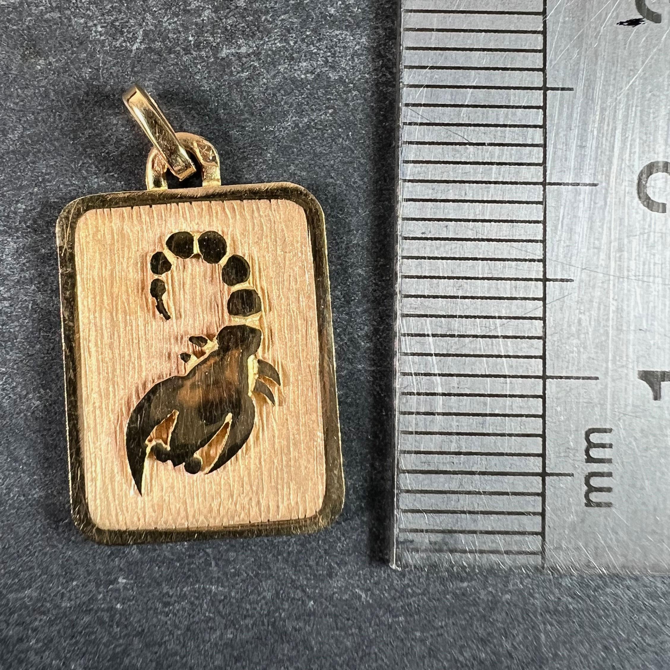 French Scorpio Starsign Zodiac 18K Yellow Gold Charm Medal Pendant For Sale 5