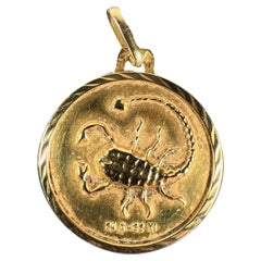 French Scorpio Starsign Zodiac 18K Yellow Gold Charm Medal Pendant
