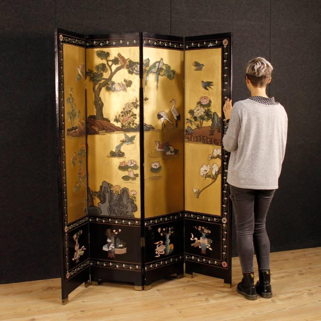 Chinese Screen in Lacquered and Painted Chinoiserie Wood from 20th Century 9